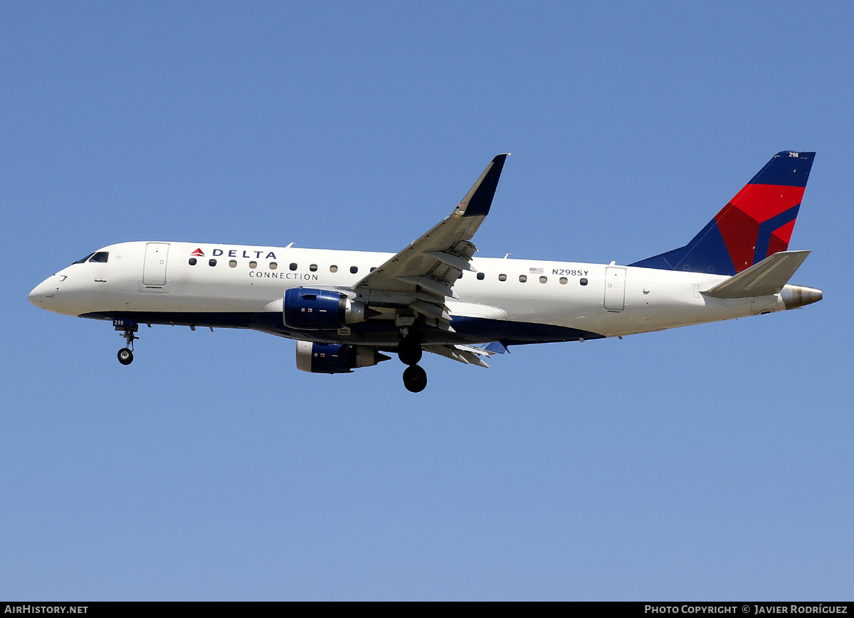 Aircraft Photo of N298SY | Embraer 175LL (ERJ-170-200LL) | Delta Connection | AirHistory.net #696039