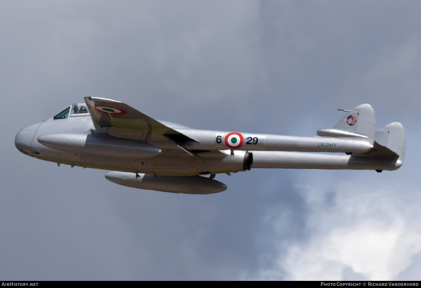 Aircraft Photo of LN-DHY | De Havilland D.H. 100 Vampire FB6 | Italy - Air Force | AirHistory.net #696138