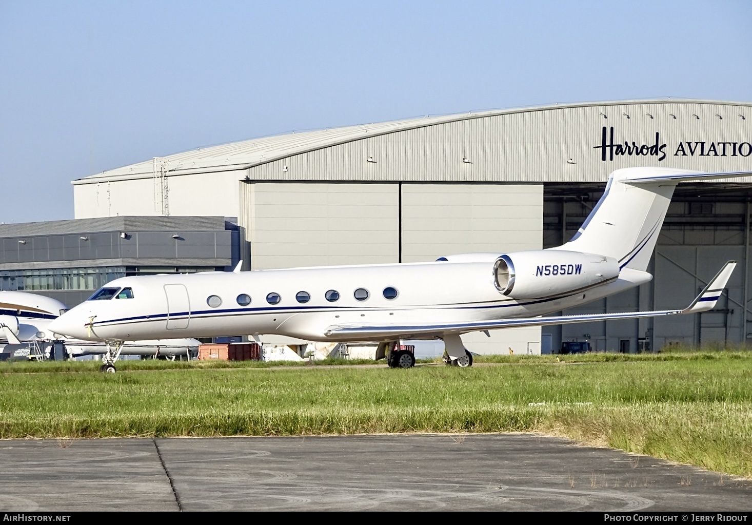 Aircraft Photo of N585DW | Gulfstream Aerospace G-V-SP Gulfstream G550 | AirHistory.net #696151