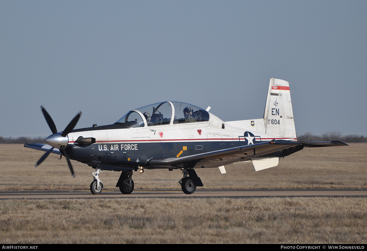 Aircraft Photo of 01-3604 / AF01-604 | Raytheon T-6A Texan II | USA - Air Force | AirHistory.net #696232