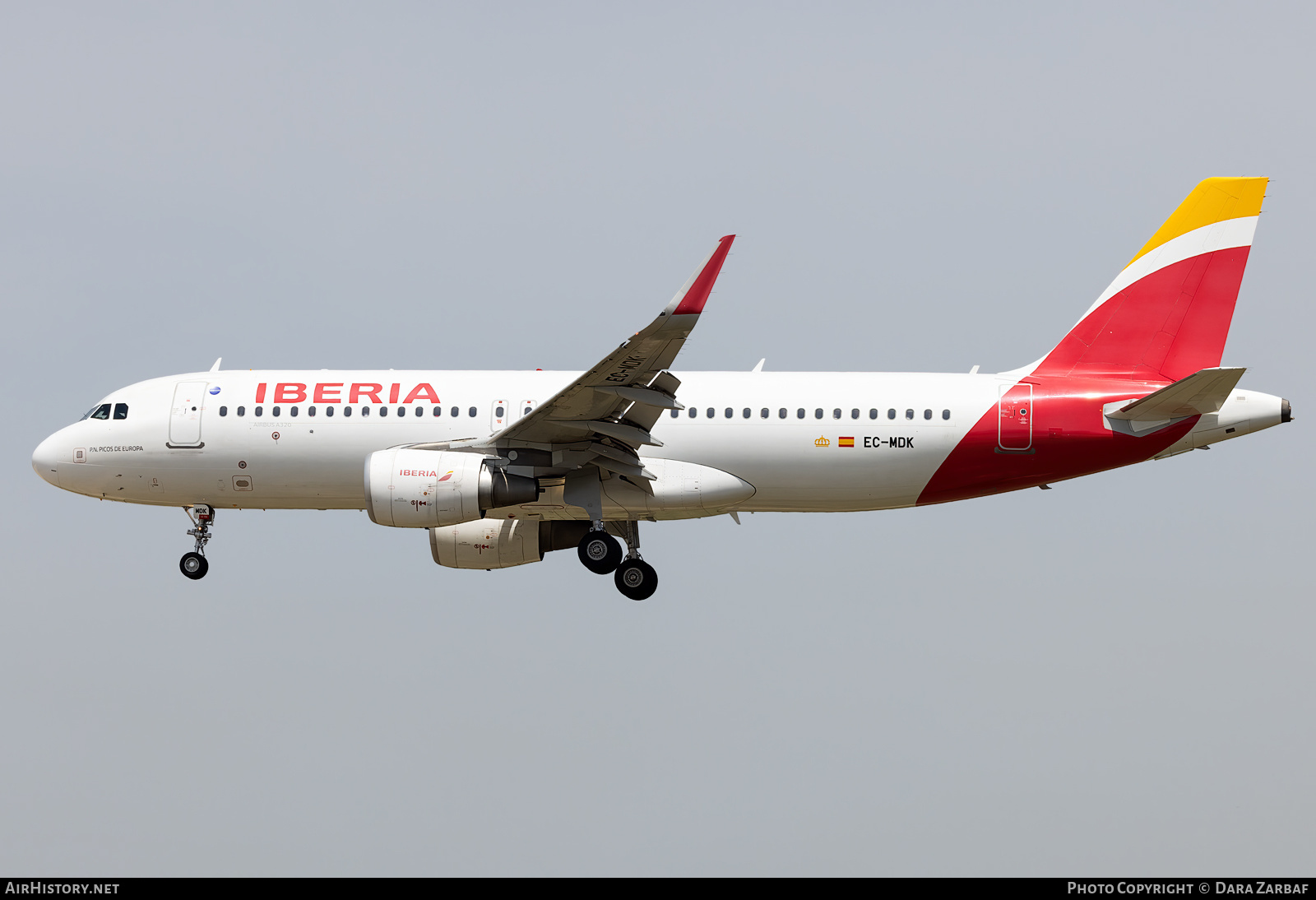 Aircraft Photo of EC-MDK | Airbus A320-214 | Iberia | AirHistory.net #696322