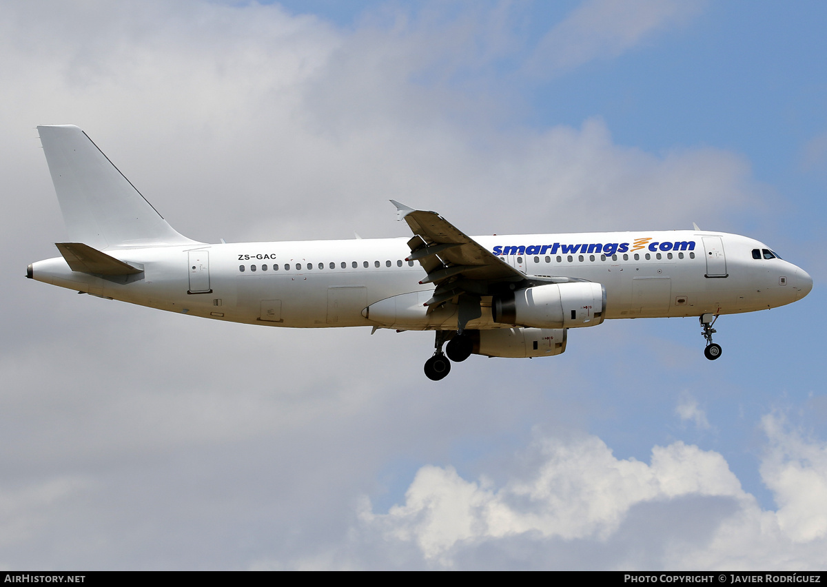 Aircraft Photo of ZS-GAC | Airbus A320-232 | Smartwings | AirHistory.net #696327