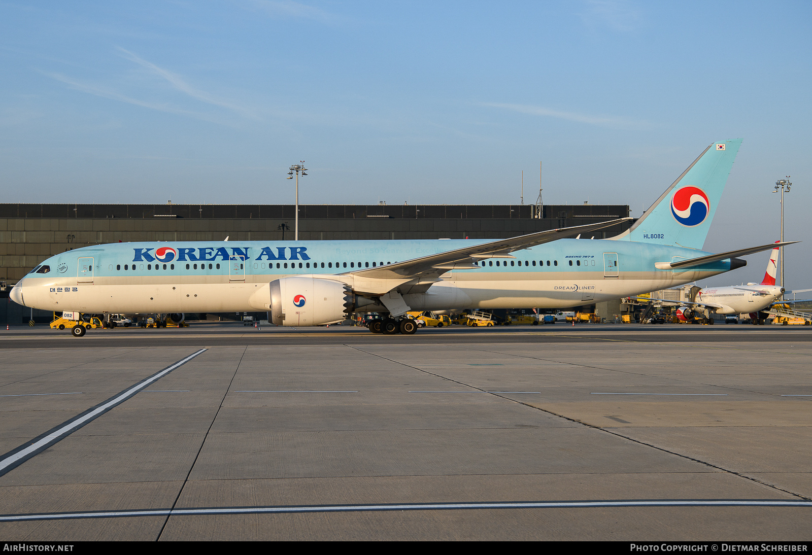 Aircraft Photo of HL8082 | Boeing 787-9 Dreamliner | Korean Air | AirHistory.net #696352