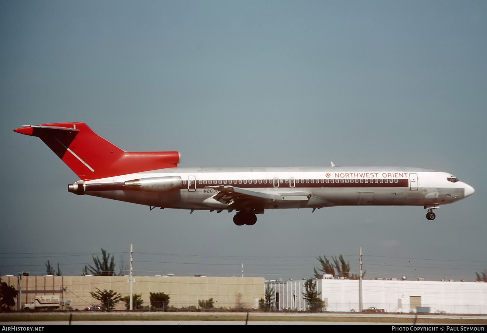 Aircraft Photo of N203US | Boeing 727-251/Adv | Northwest Orient Airlines | AirHistory.net #696372
