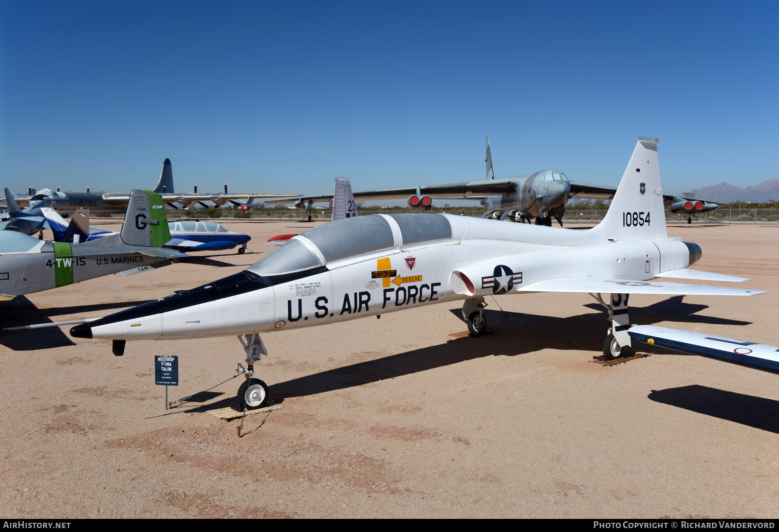 Aircraft Photo of 61-0854 / 10854 | Northrop T-38A Talon | USA - Air Force | AirHistory.net #696389
