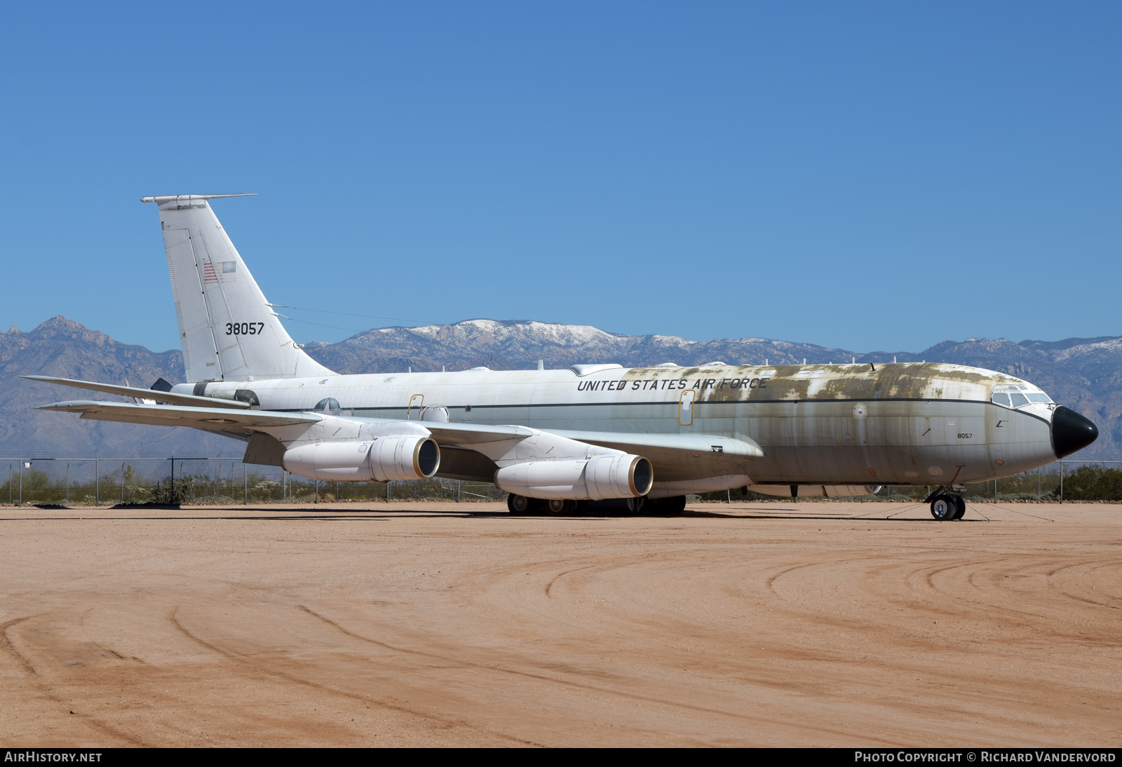 Aircraft Photo of 63-8057 / 38057 | Boeing EC-135J | USA - Air Force | AirHistory.net #696509