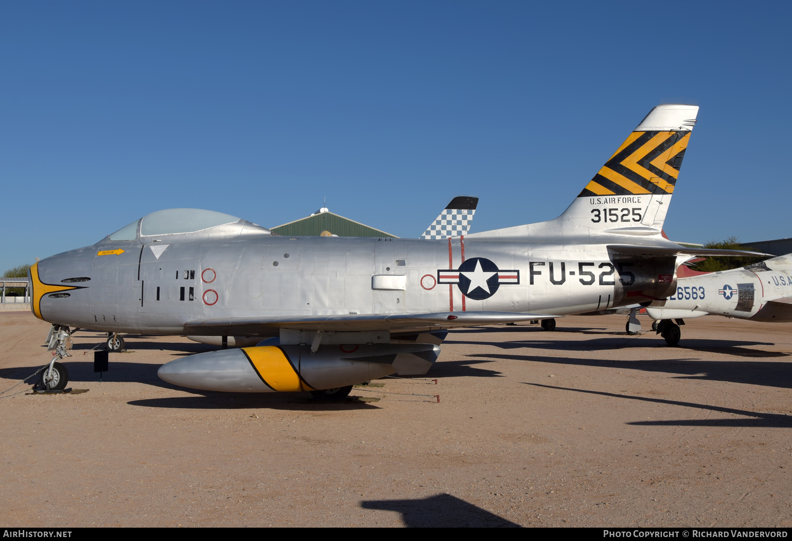 Aircraft Photo of 53-1525 / 31525 | North American F-86H Sabre | USA - Air Force | AirHistory.net #696523