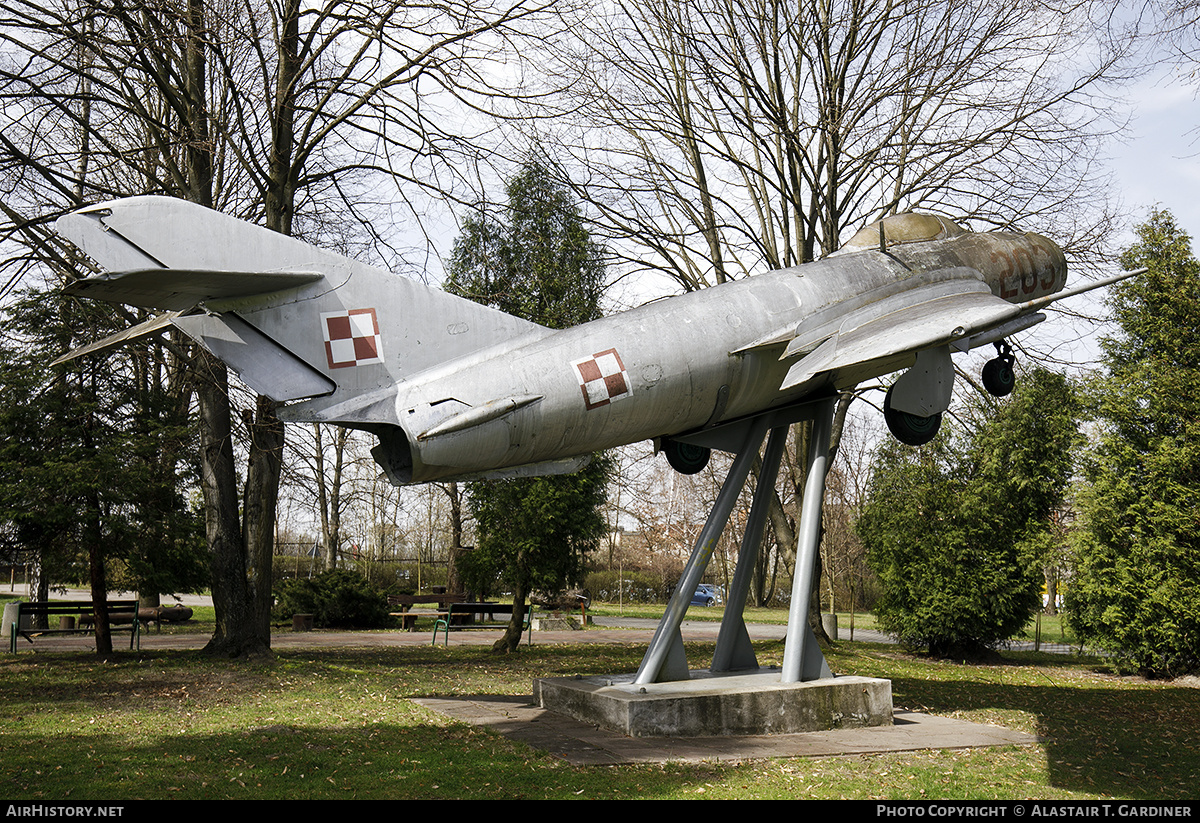 Aircraft Photo of 203 | PZL-Mielec Lim-5 | Poland - Air Force | AirHistory.net #696607