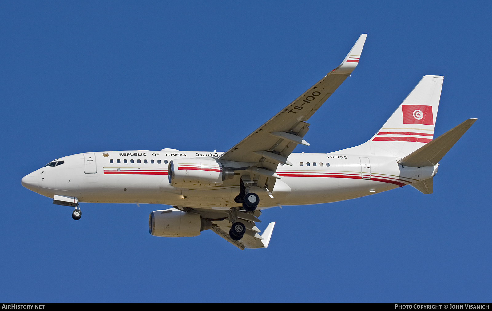 Aircraft Photo of TS-IOO | Boeing 737-700 BBJ | Republic of Tunisia | AirHistory.net #696649