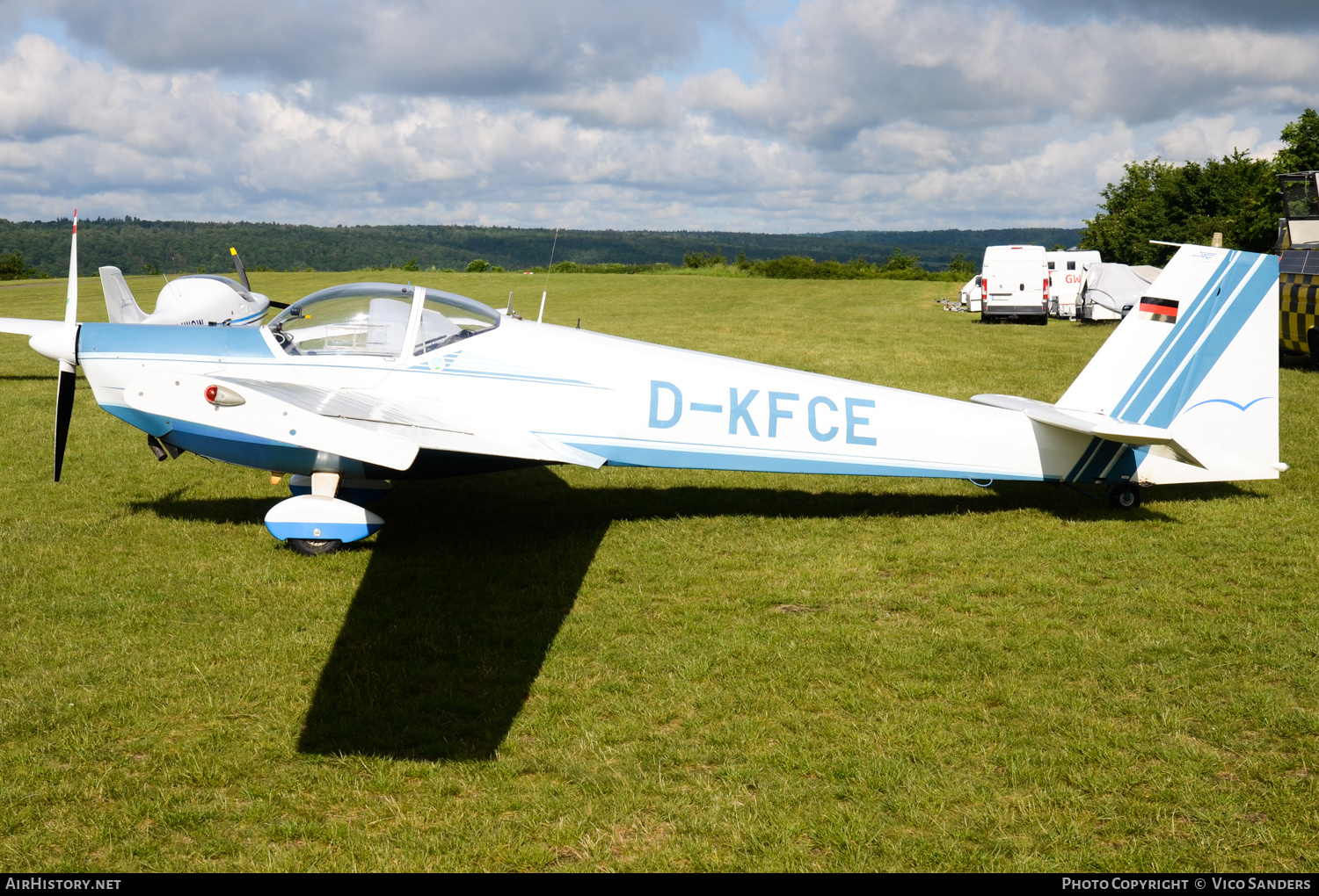 Aircraft Photo of D-KFCE | Scheibe SF-25C Rotax Falke | AirHistory.net #696856