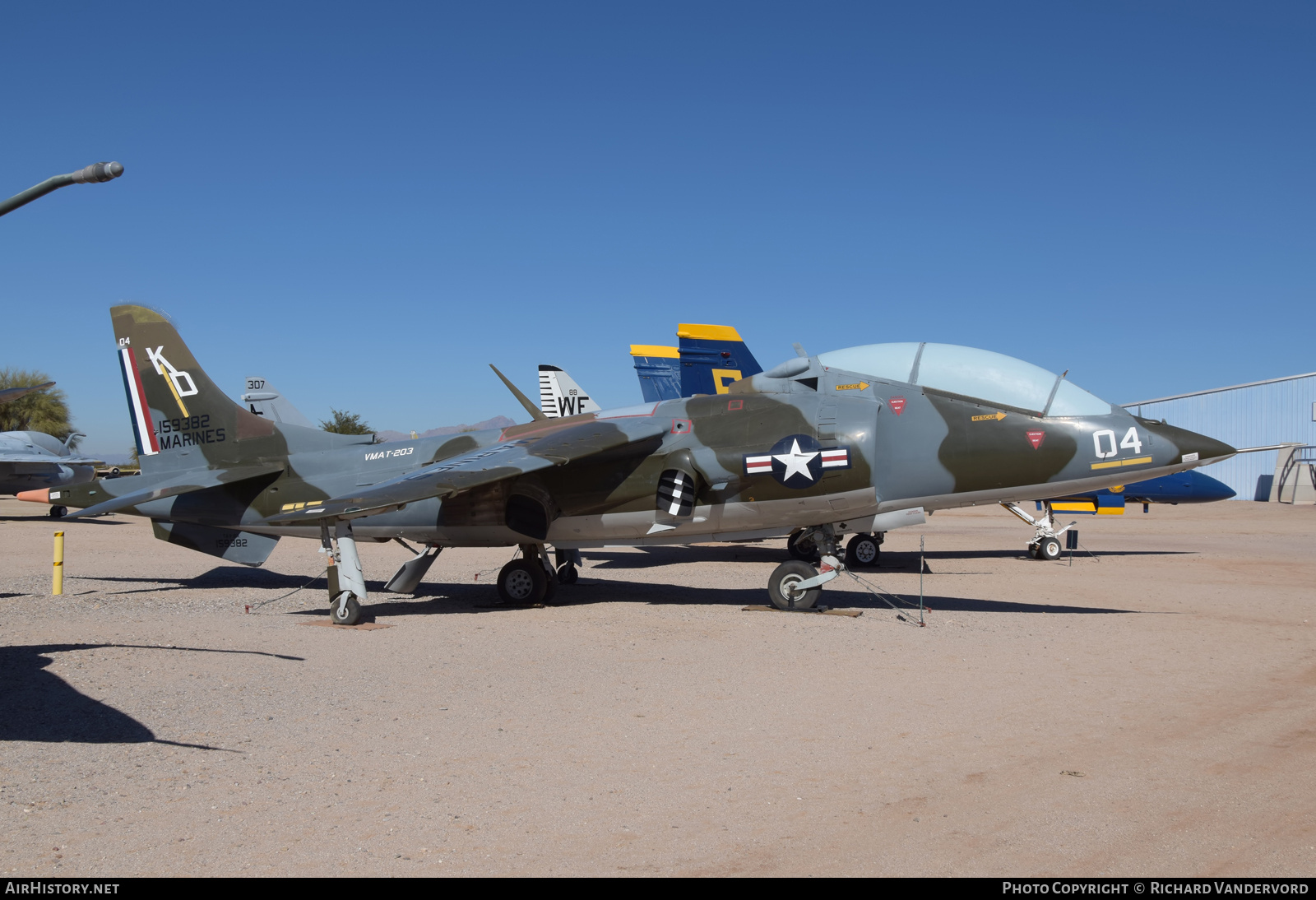 Aircraft Photo of 159382 | Hawker Siddeley TAV-8A Harrier | USA - Marines | AirHistory.net #696920