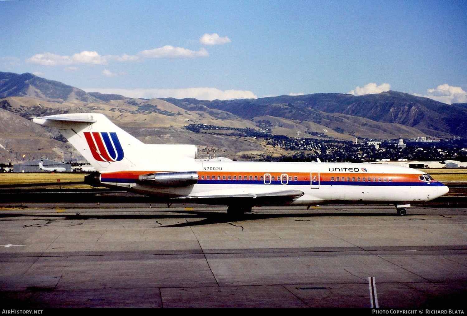 Aircraft Photo of N7002U | Boeing 727-22 | United Airlines | AirHistory.net #696985