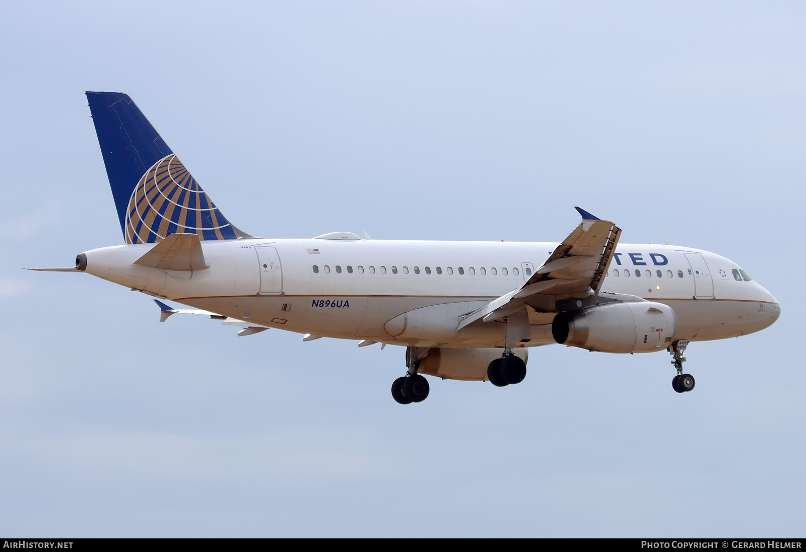 Aircraft Photo of N896UA | Airbus A319-132 | United Airlines | AirHistory.net #697019