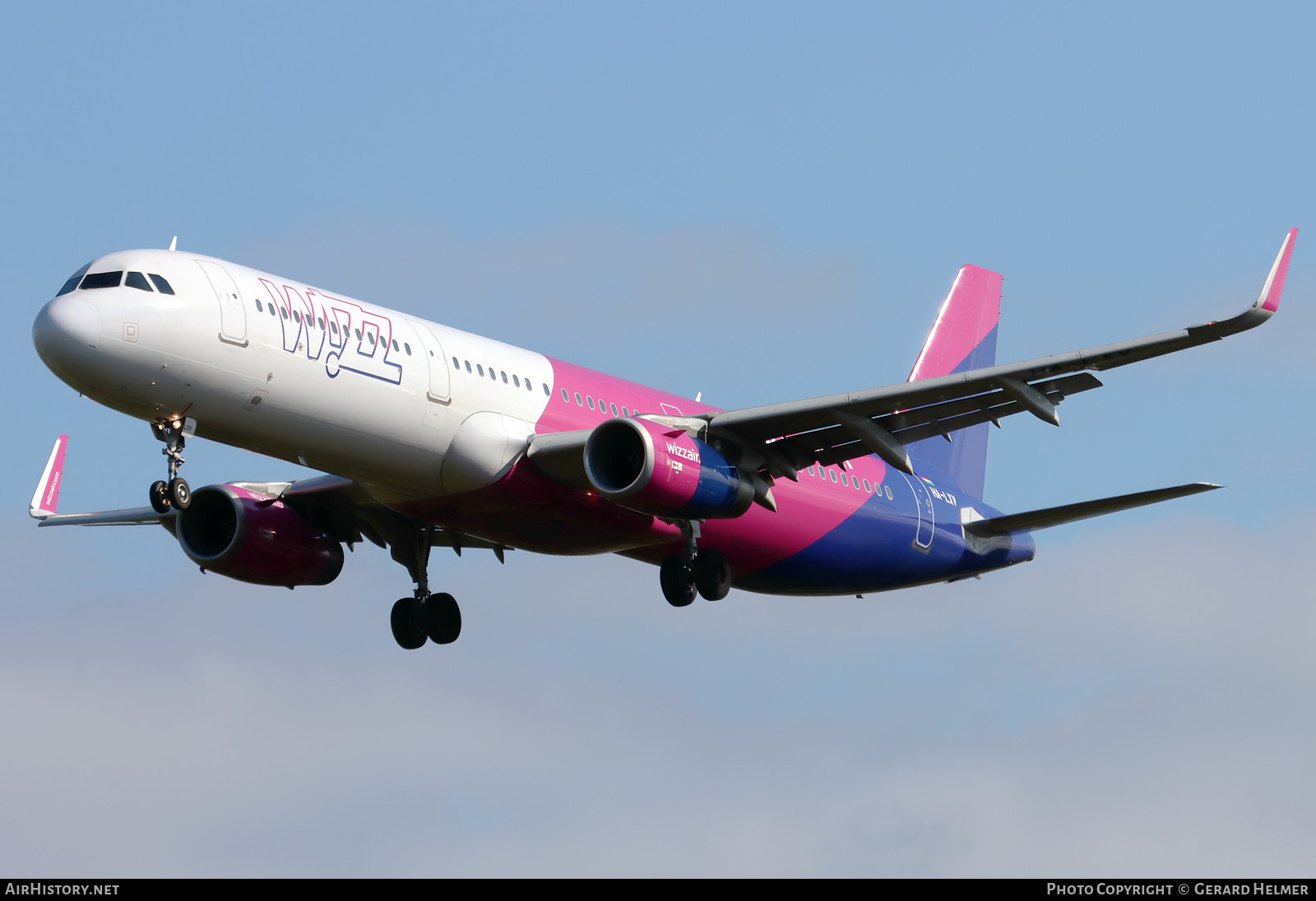 Aircraft Photo of HA-LXV | Airbus A321-231 | Wizz Air | AirHistory.net #697040