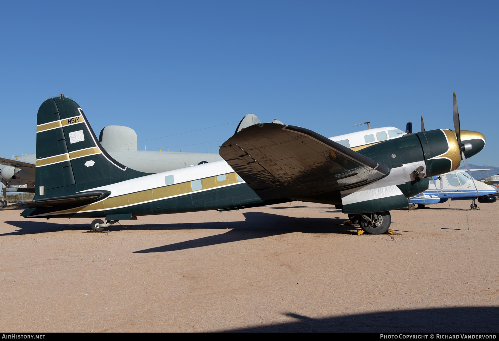 Aircraft Photo of N61Y | Douglas B-23 Dragon | GLC - Great Lakes Carbon Corp. | AirHistory.net #697046