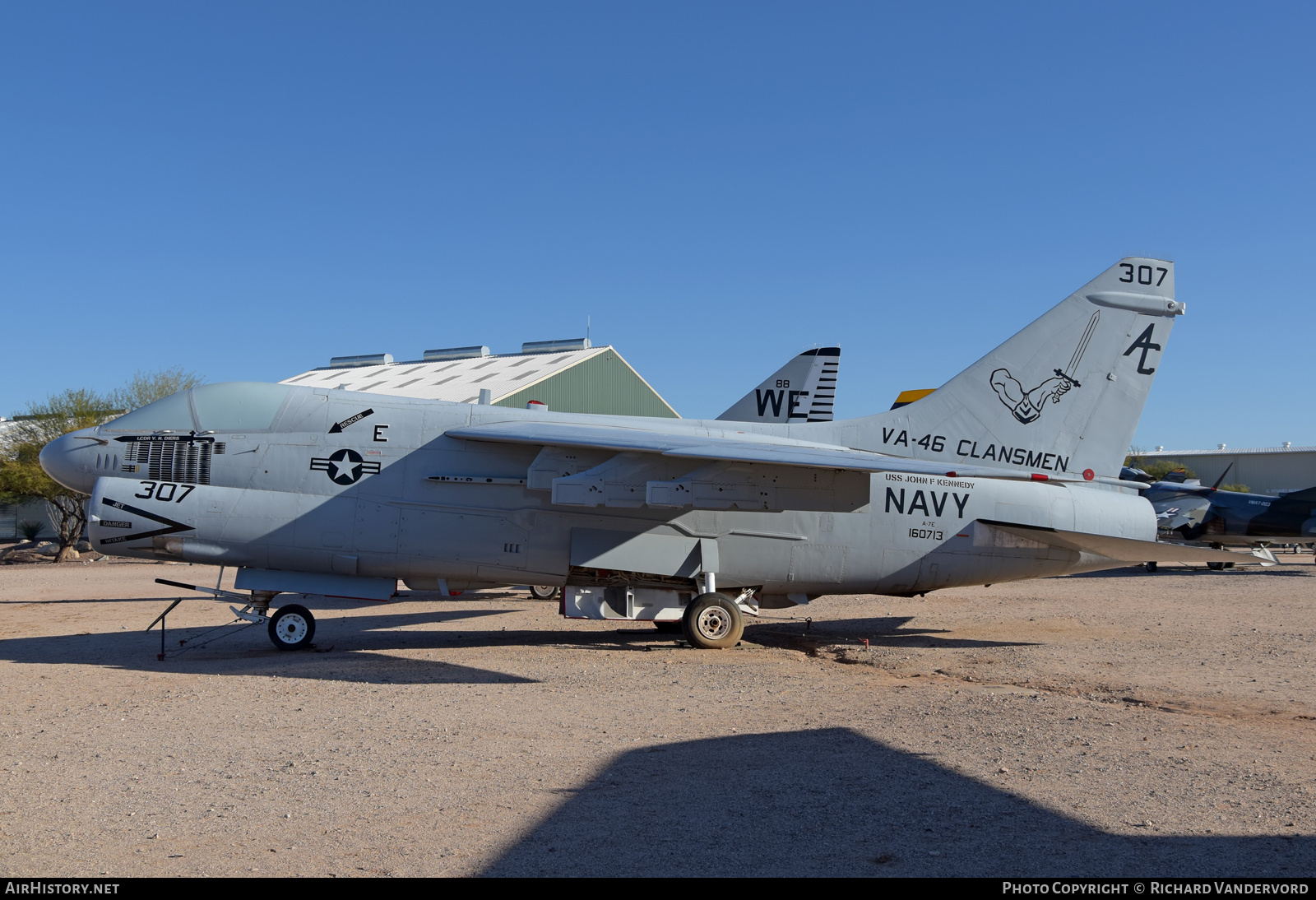 Aircraft Photo of 160713 | Vought A-7E Corsair II | USA - Navy | AirHistory.net #697081