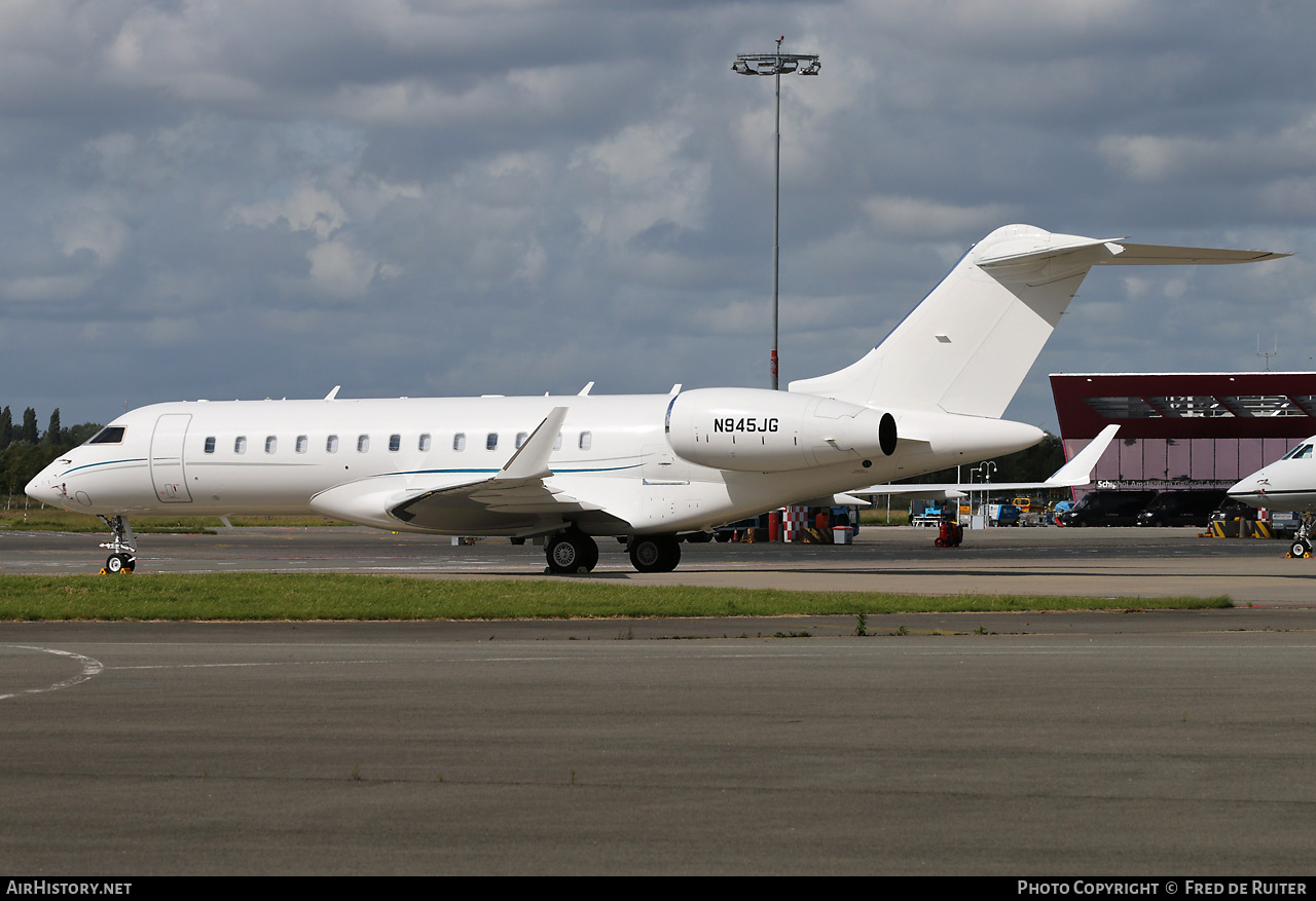 Aircraft Photo of N945JG | Bombardier Global 6000 (BD-700-1A10) | AirHistory.net #697112