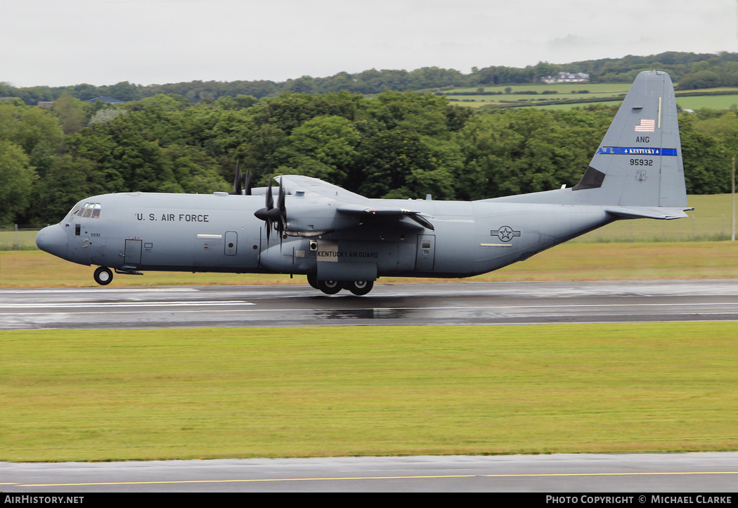 Aircraft Photo of 19-5932 / 95932 | Lockheed Martin C-130J-30 Hercules | USA - Air Force | AirHistory.net #697119