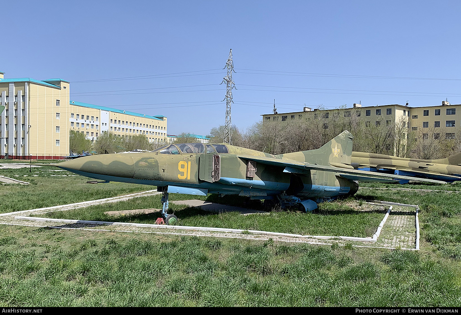 Aircraft Photo of 91 yellow | Mikoyan-Gurevich MiG-23UB | Kazakhstan - Air Force | AirHistory.net #697130