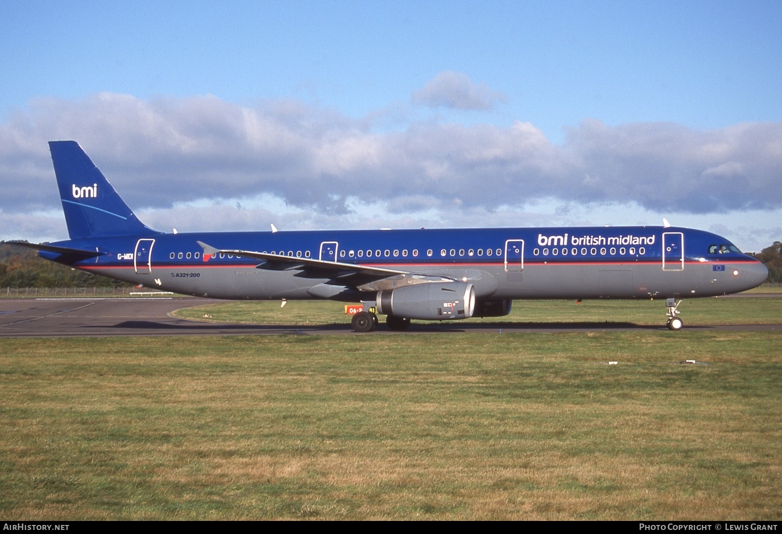 Aircraft Photo of G-MIDI | Airbus A321-231 | BMI - British Midland International | AirHistory.net #697222