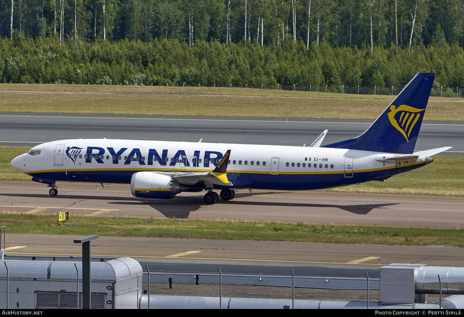Aircraft Photo of EI-IHK | Boeing 737-8200 Max 200 | Ryanair | AirHistory.net #697270