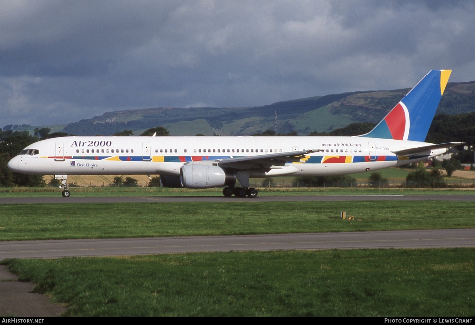Aircraft Photo of G-OOOA | Boeing 757-28A | Air 2000 | AirHistory.net #697274