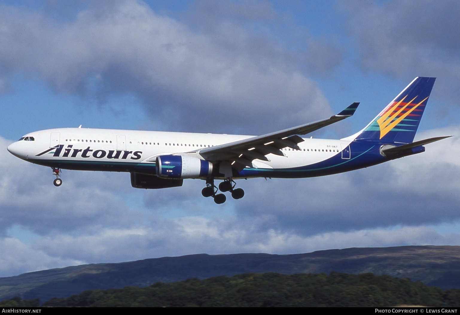 Aircraft Photo of OY-VKF | Airbus A330-243 | Airtours International | AirHistory.net #697285