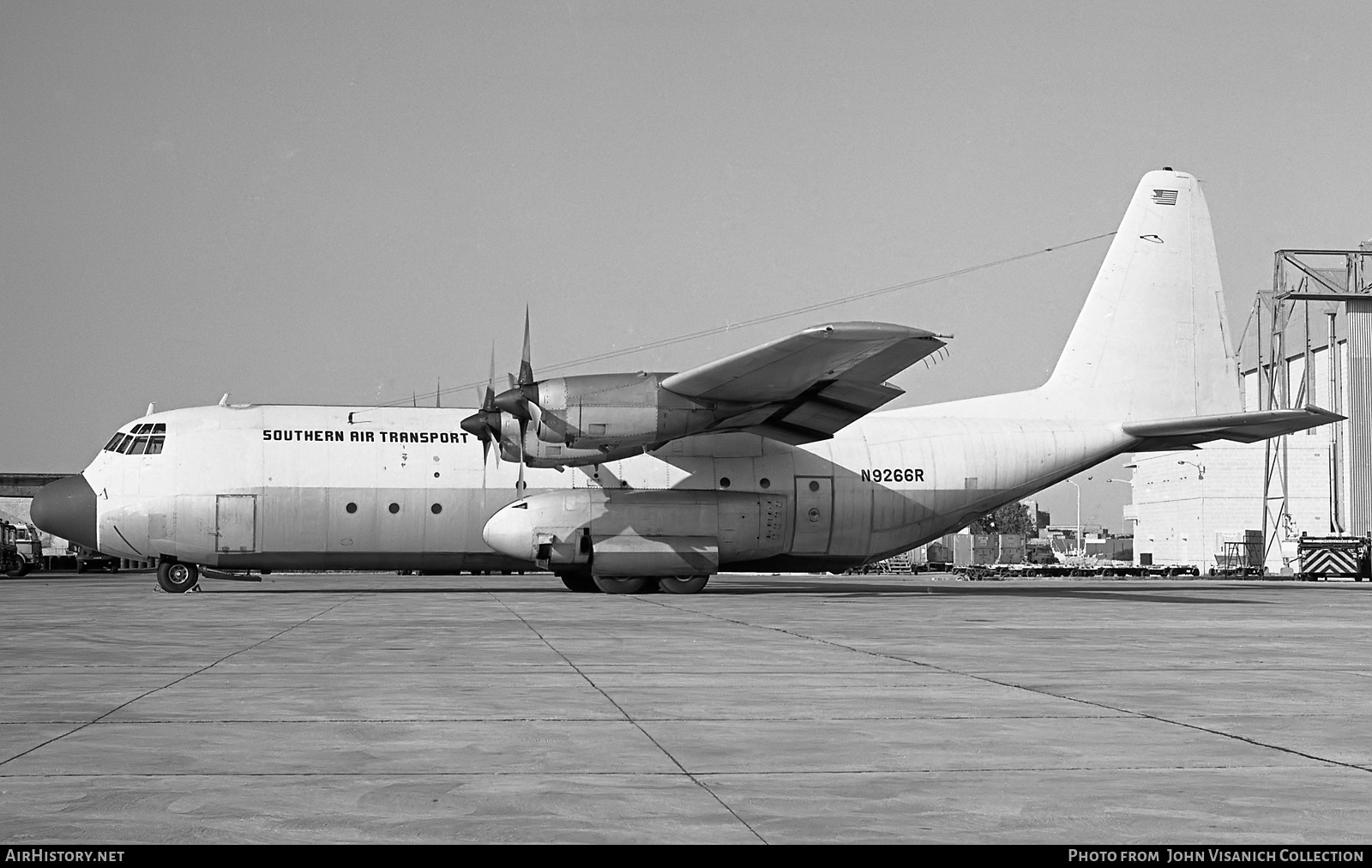 Aircraft Photo of N9266R | Lockheed L-100-20 Hercules (382E) | Southern Air Transport | AirHistory.net #697338