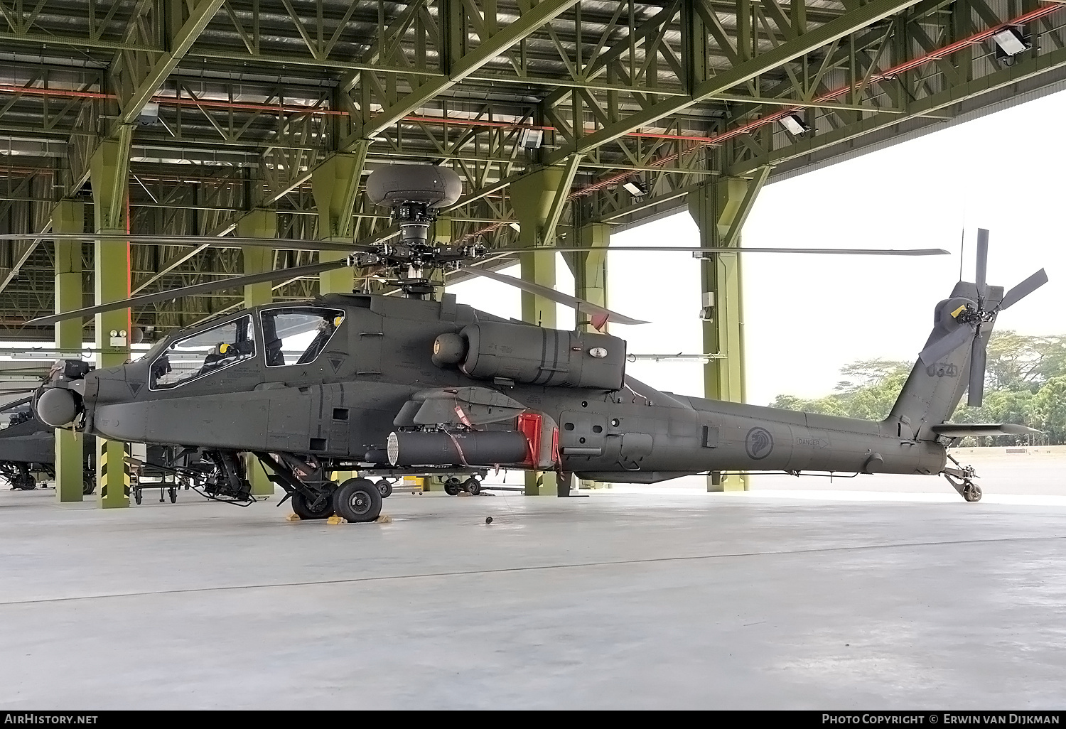 Aircraft Photo of 064 | Boeing AH-64D Apache | Singapore - Air Force | AirHistory.net #697514