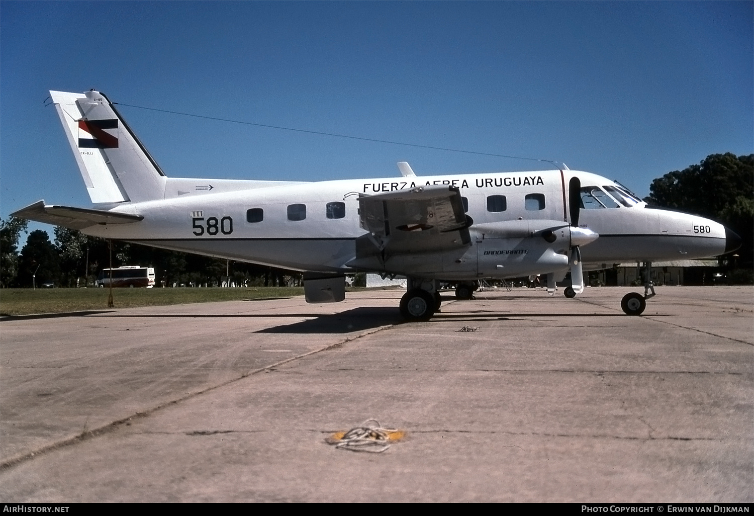 Aircraft Photo of 580 | Embraer EMB-110C Bandeirante | Uruguay - Air Force | AirHistory.net #697611