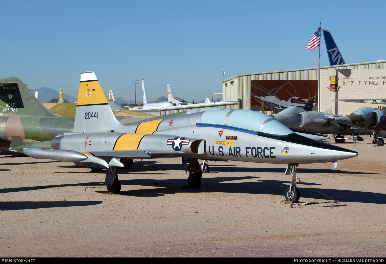 Aircraft Photo of 72-0441 / 20441 | Northrop GF-5B Freedom Fighter | USA - Air Force | AirHistory.net #697624