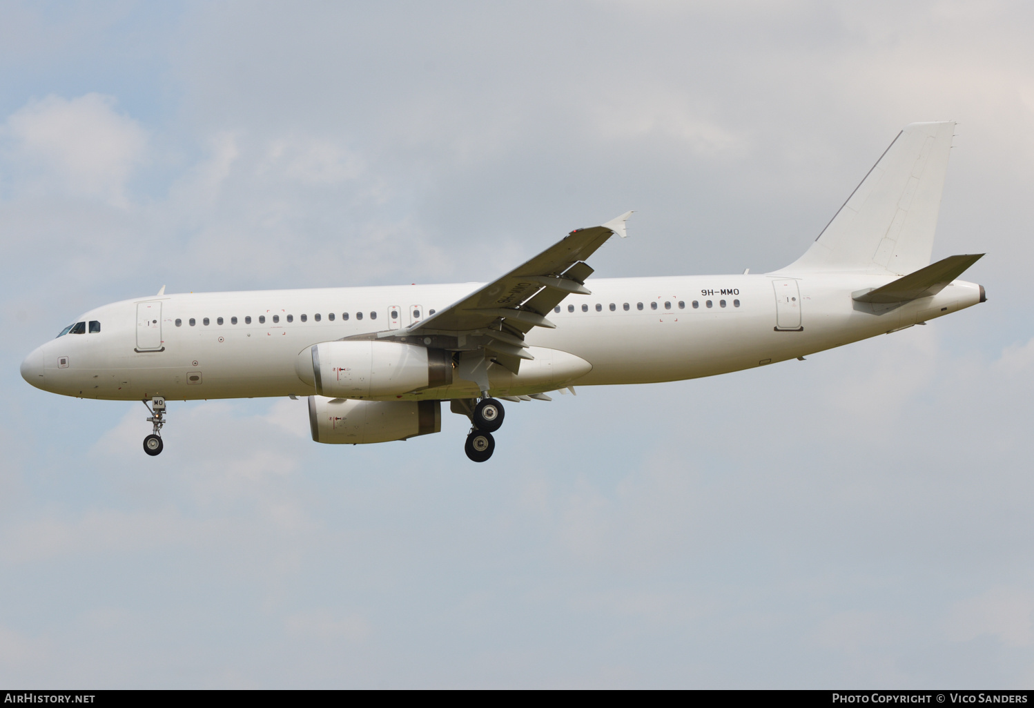 Aircraft Photo of 9H-MMO | Airbus A320-232 | AirHistory.net #697644