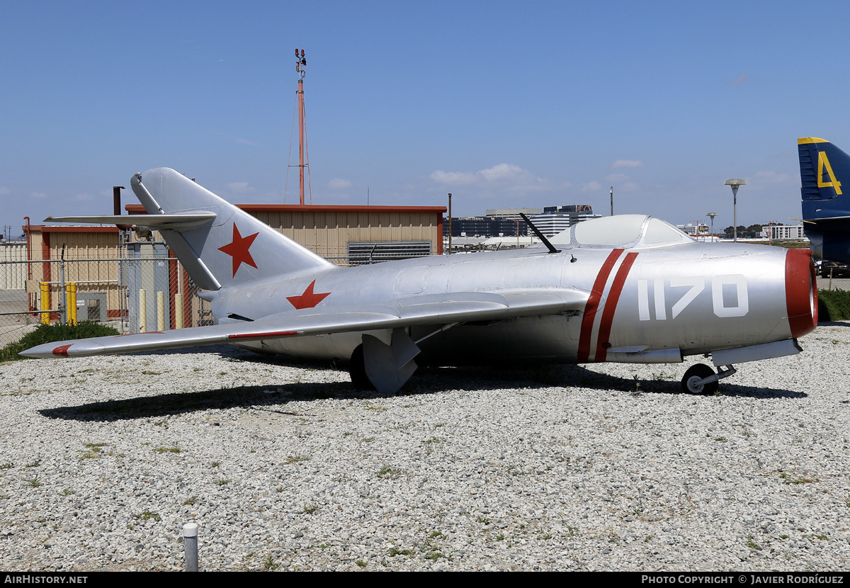 Aircraft Photo of 1170 | Mikoyan-Gurevich MiG-15bis | Russia - Air Force | AirHistory.net #697666