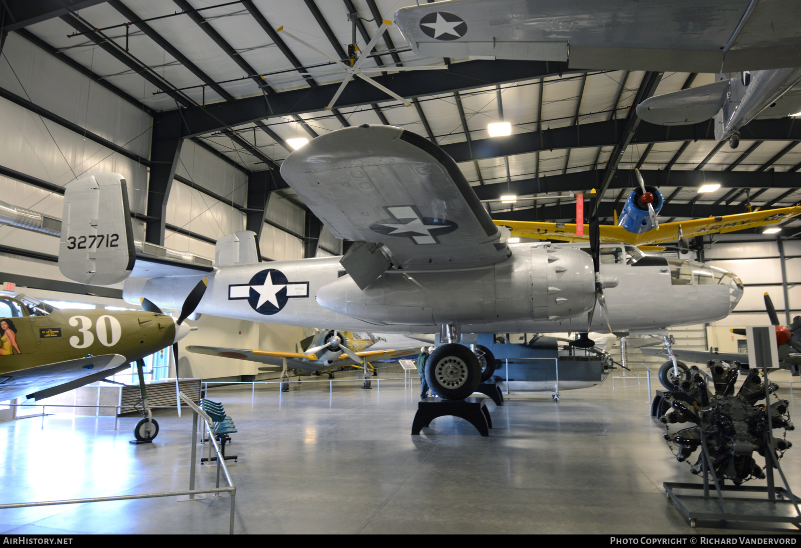 Aircraft Photo of 43-27712 / 327712 | North American TB-25N Mitchell | USA - Air Force | AirHistory.net #697823