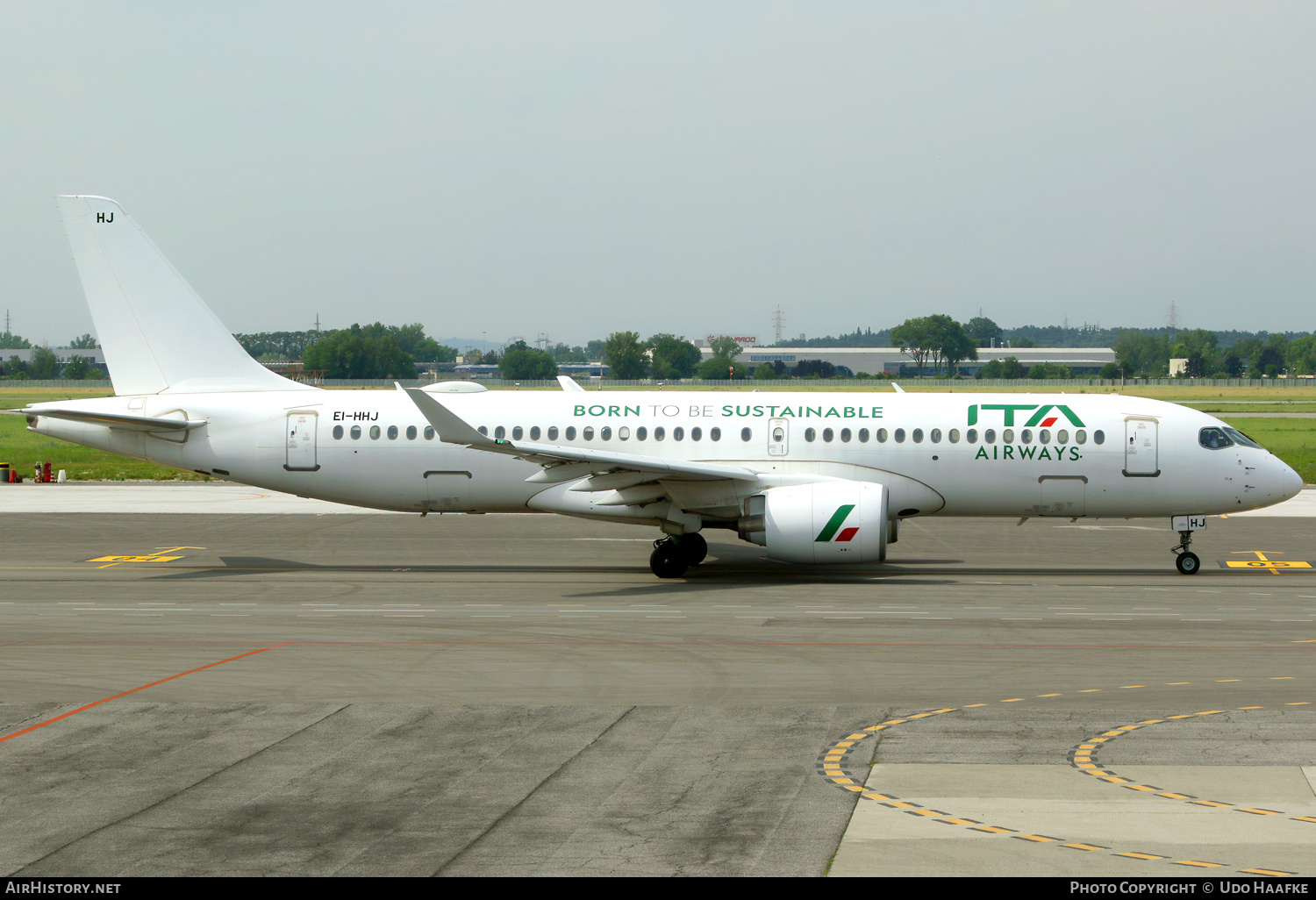 Aircraft Photo of EI-HHJ | Airbus A220-371 (BD-500-1A11) | ITA Airways | AirHistory.net #697864