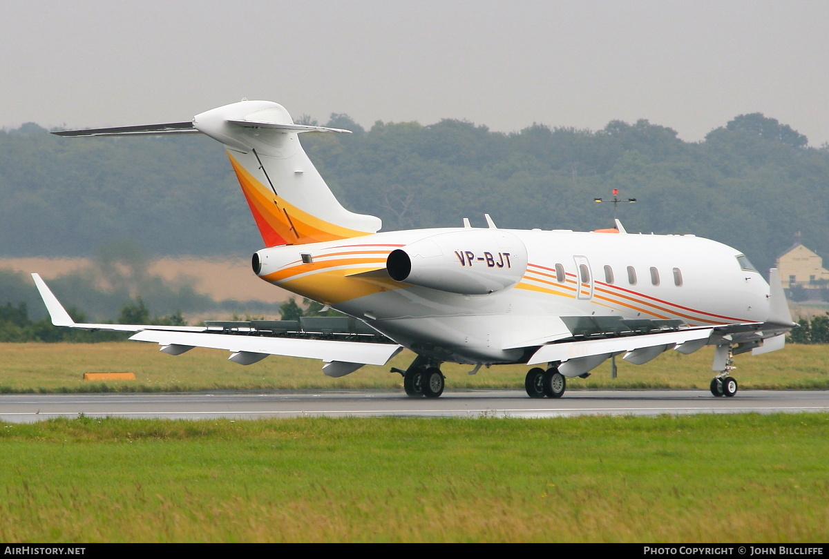 Aircraft Photo of VP-BJT | Bombardier Challenger 300 (BD-100-1A10) | AirHistory.net #698025