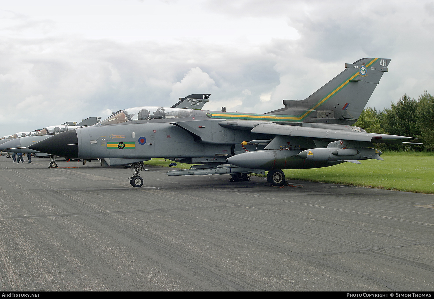 Aircraft Photo of ZA585 | Panavia Tornado GR4 | UK - Air Force | AirHistory.net #698085
