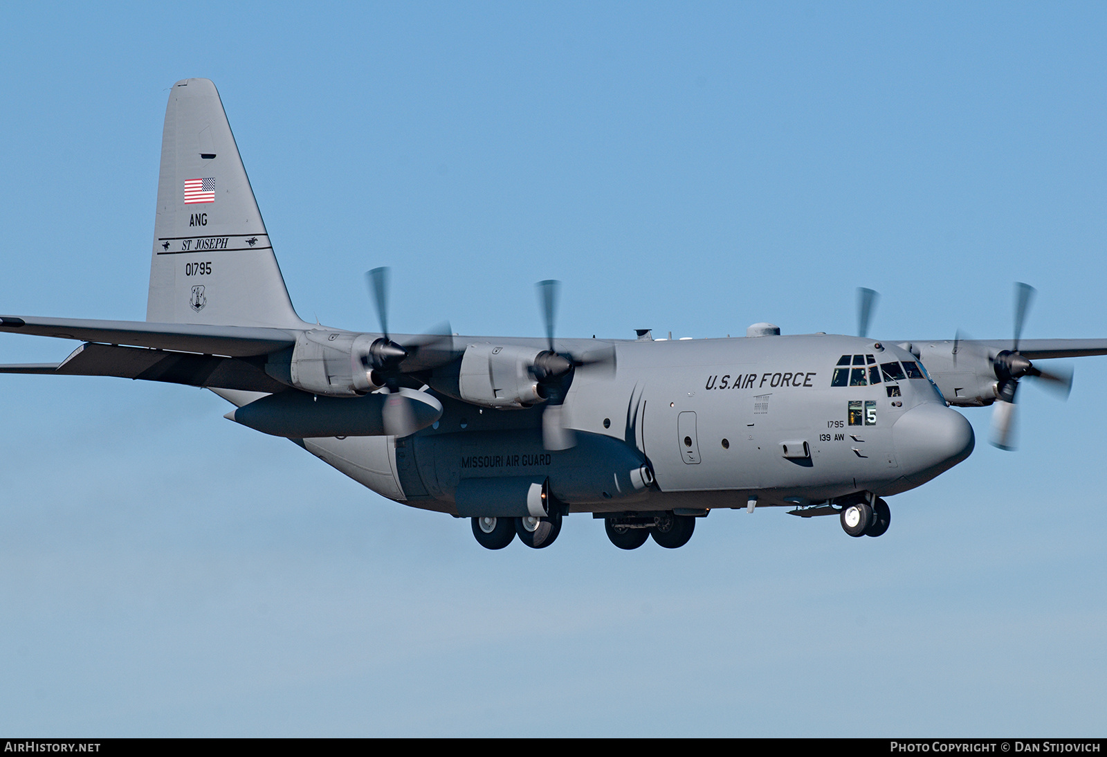 Aircraft Photo of 90-1795 / 01795 | Lockheed C-130H Hercules | USA - Air Force | AirHistory.net #698091
