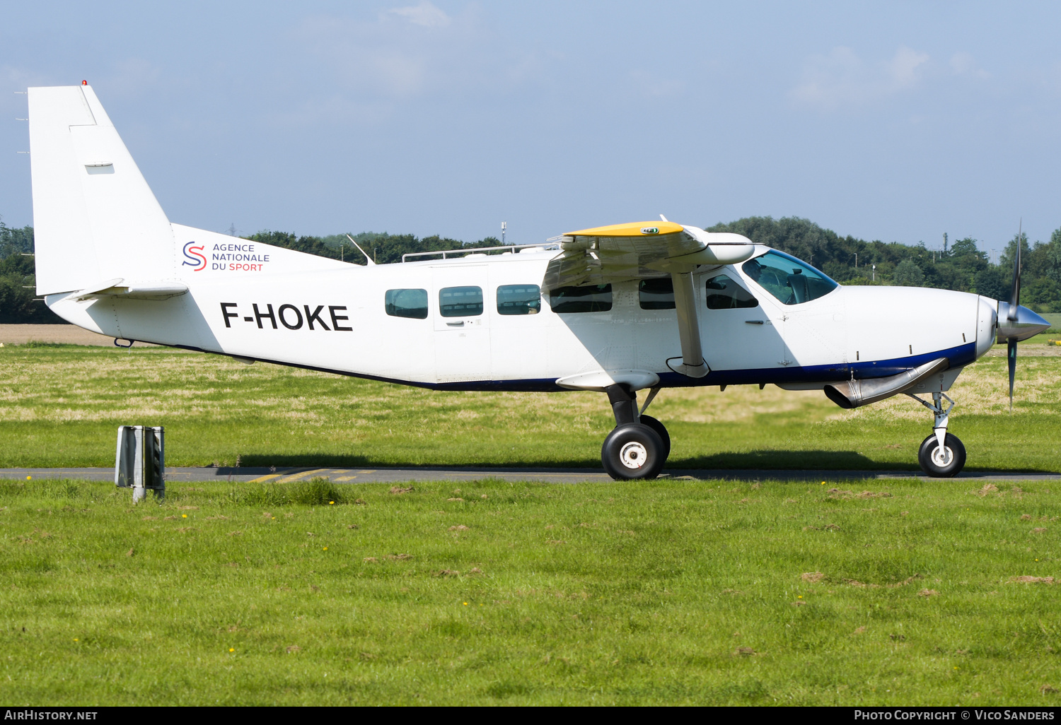 Aircraft Photo of F-HOKE | Cessna 208 Caravan I | Agence National du Sport | AirHistory.net #698097
