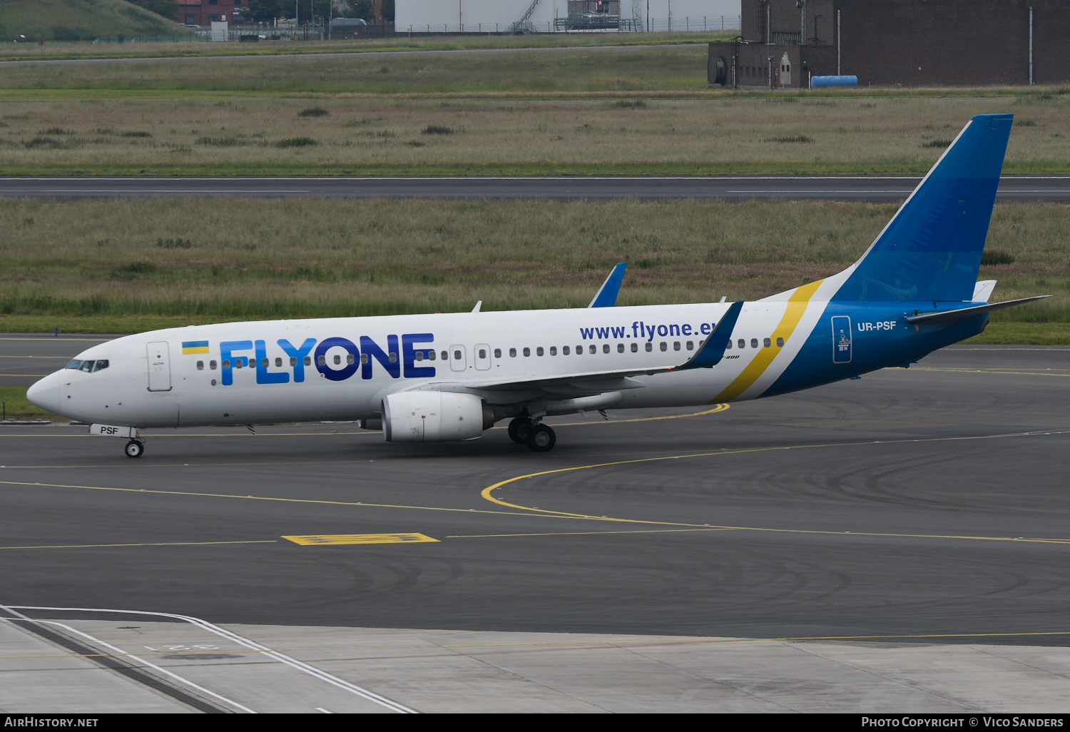 Aircraft Photo of UR-PSF | Boeing 737-84R | FlyOne | AirHistory.net #698132