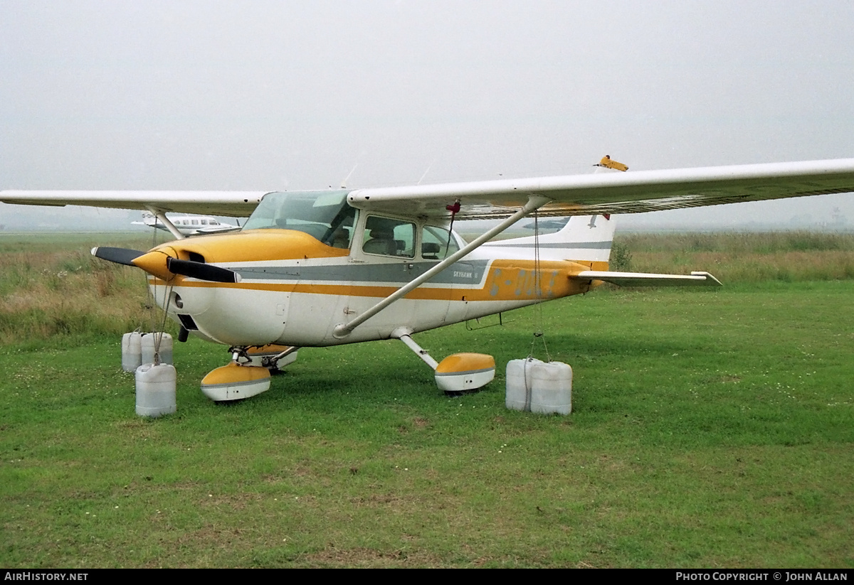 Aircraft Photo of G-OOLE | Cessna 172M Skyhawk | AirHistory.net #698192