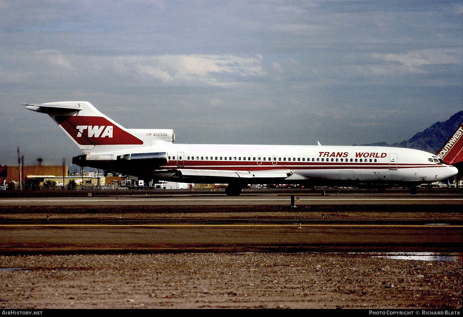 Aircraft Photo of N12306 | Boeing 727-231 | Trans World Airlines - TWA | AirHistory.net #698231