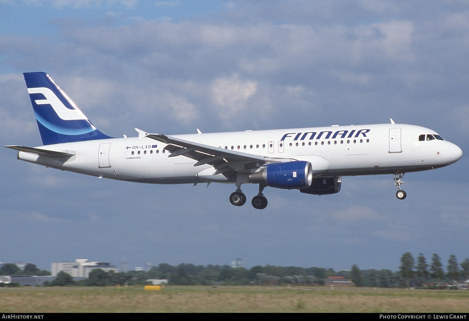 Aircraft Photo of OH-LXD | Airbus A320-214 | Finnair | AirHistory.net #698319