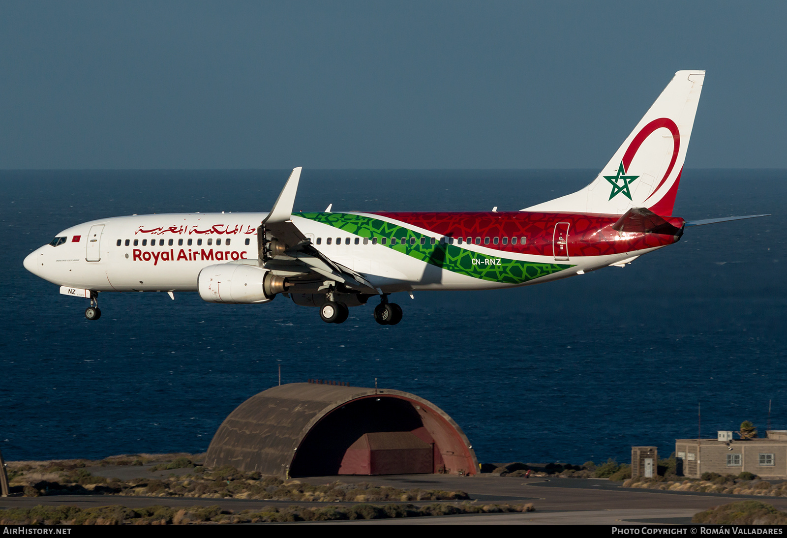 Aircraft Photo of CN-RNZ | Boeing 737-8B6 | Royal Air Maroc - RAM | AirHistory.net #698323