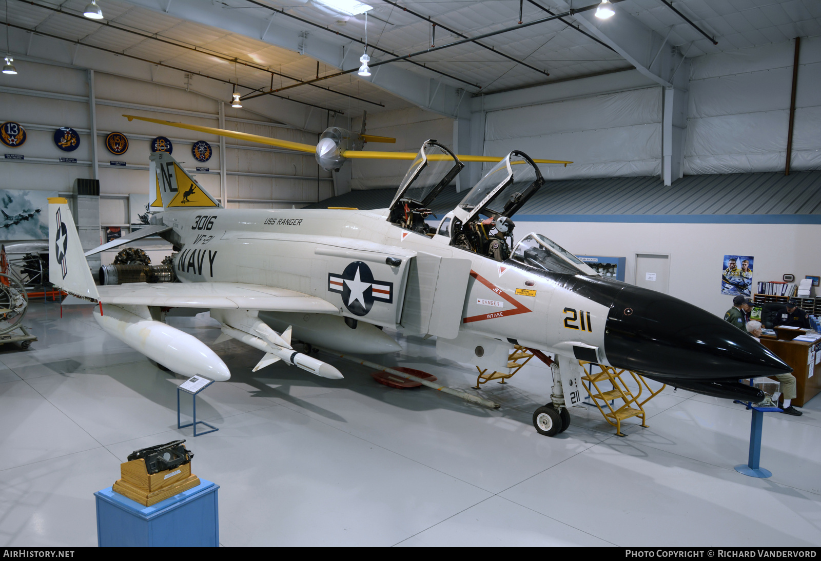 Aircraft Photo of 153016 / 3016 | McDonnell F-4N Phantom II | USA - Navy | AirHistory.net #698363