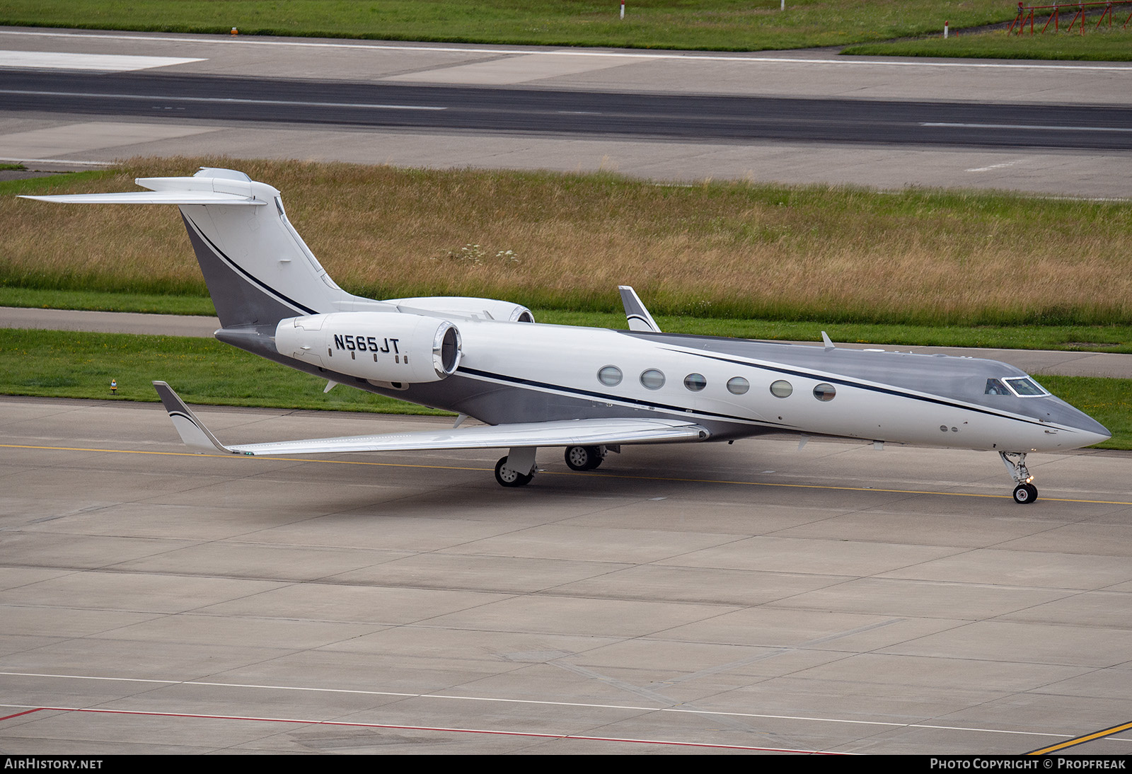 Aircraft Photo of N565JT | Gulfstream Aerospace G-V Gulfstream V | AirHistory.net #698409