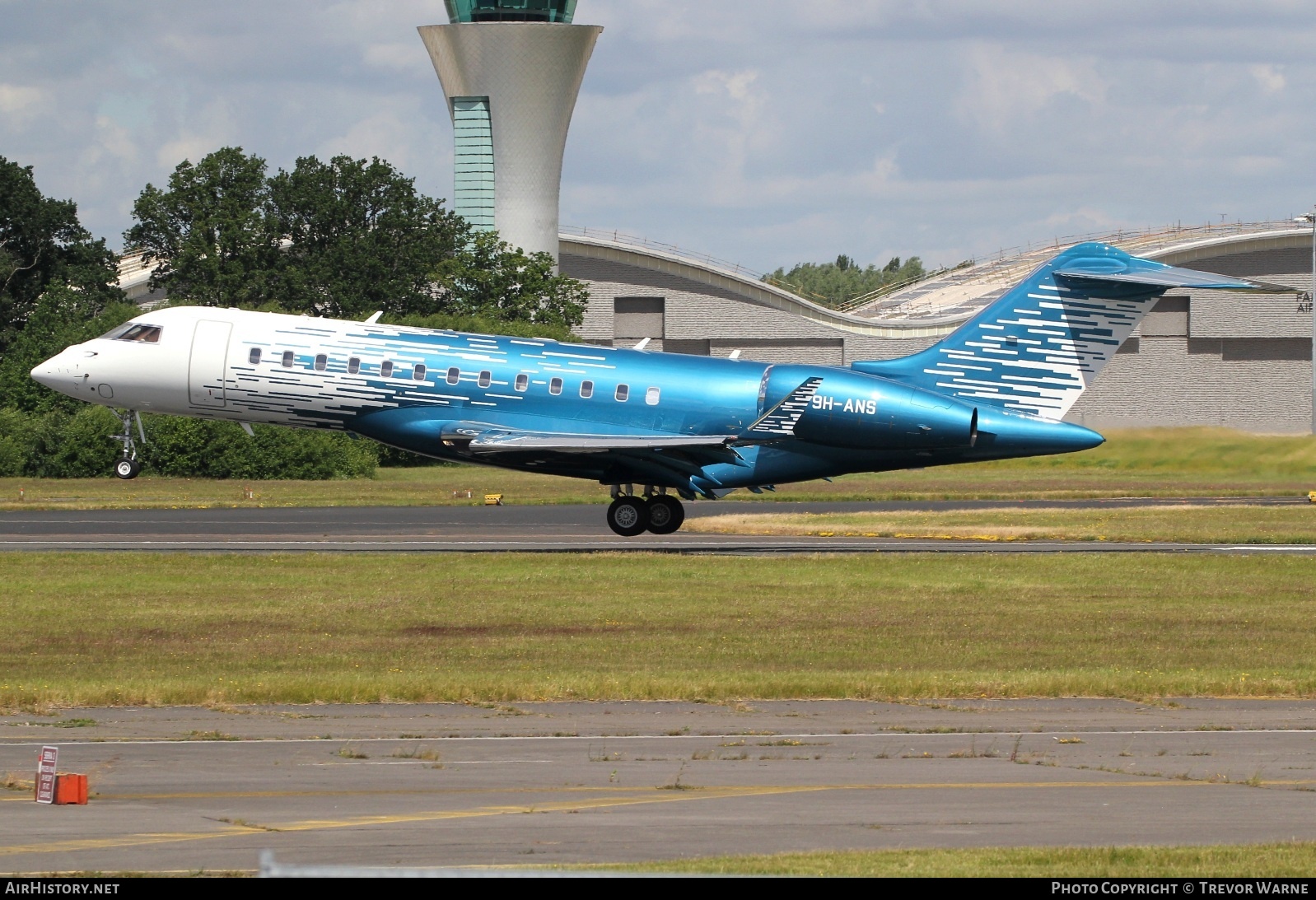 Aircraft Photo of 9H-ANS | Bombardier Global 6000 (BD-700-1A10) | AirHistory.net #698442