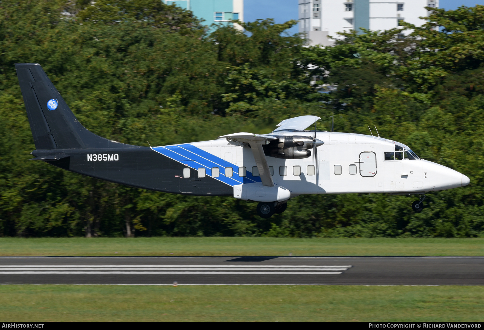 Aircraft Photo of N385MQ | Short 360-200/F | AirHistory.net #698445