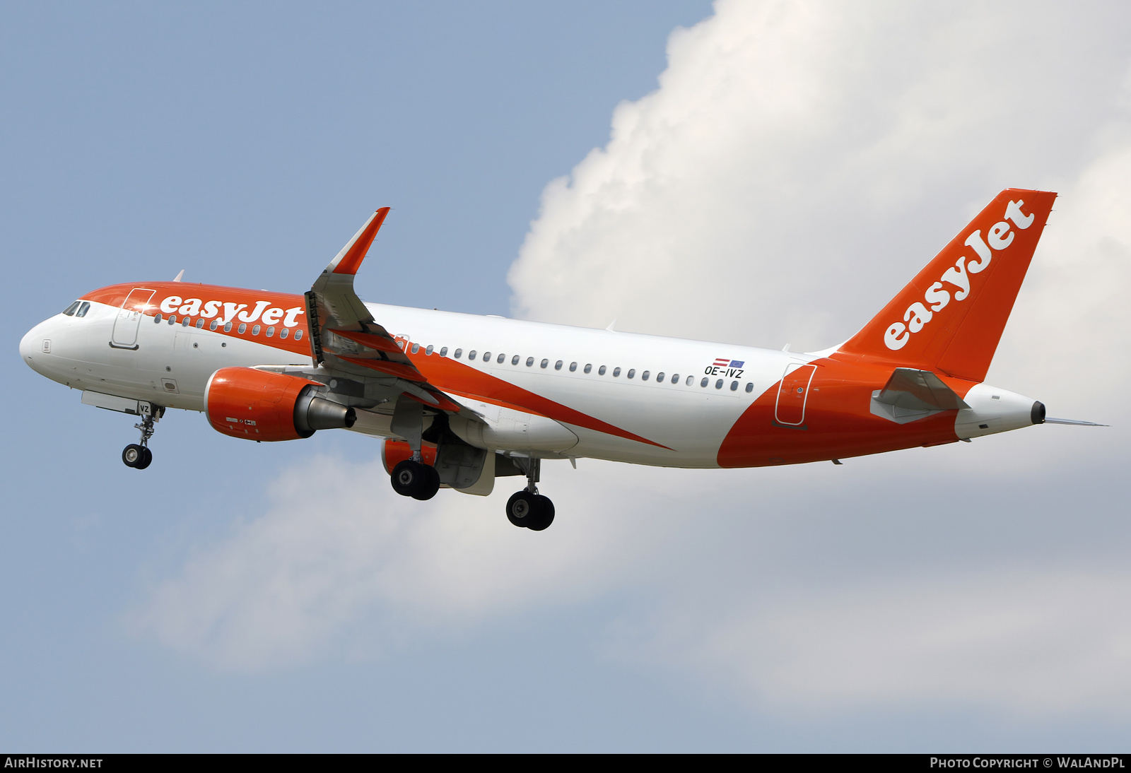 Aircraft Photo of OE-IVZ | Airbus A320-214 | EasyJet | AirHistory.net #698453