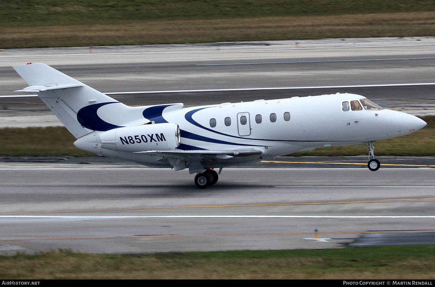 Aircraft Photo of N850XM | Raytheon Hawker 800XP | AirHistory.net #698664